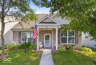 2017 Shadow Creek Boulevard, Columbus, IN 47201