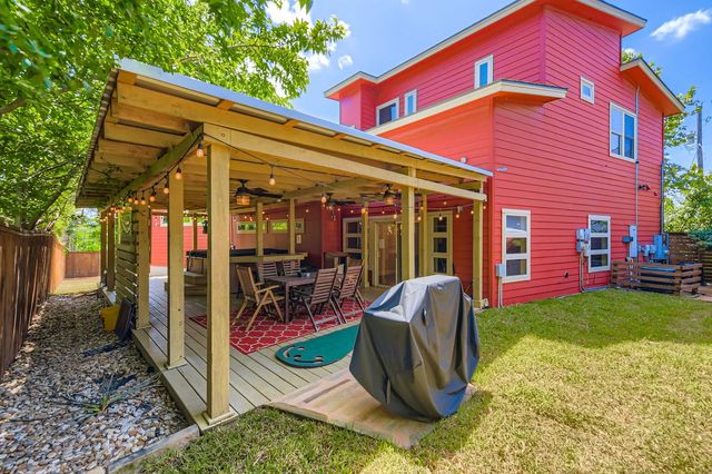 2510 Rosewood Ave, Austin, TX 78702