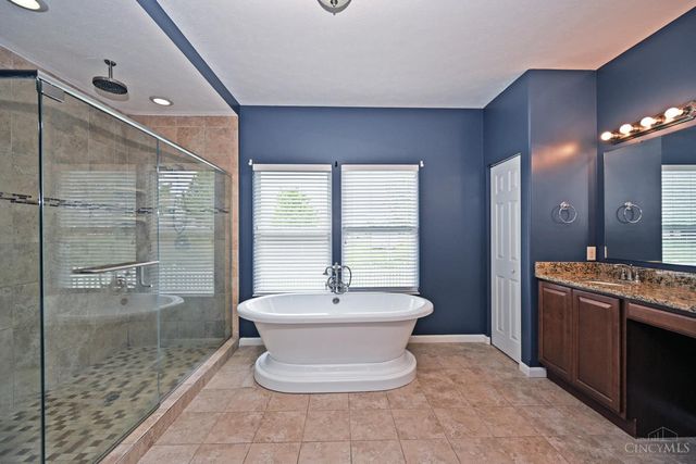 940 Sleepy Hollow Drive, Monroe, OH 45050