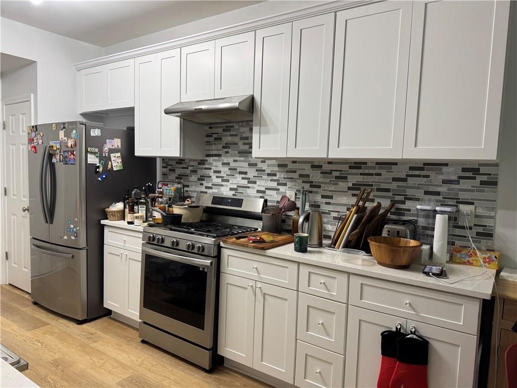 Image 3 of property listing at 2107 Hailston Drive, Duluth, GA 30097