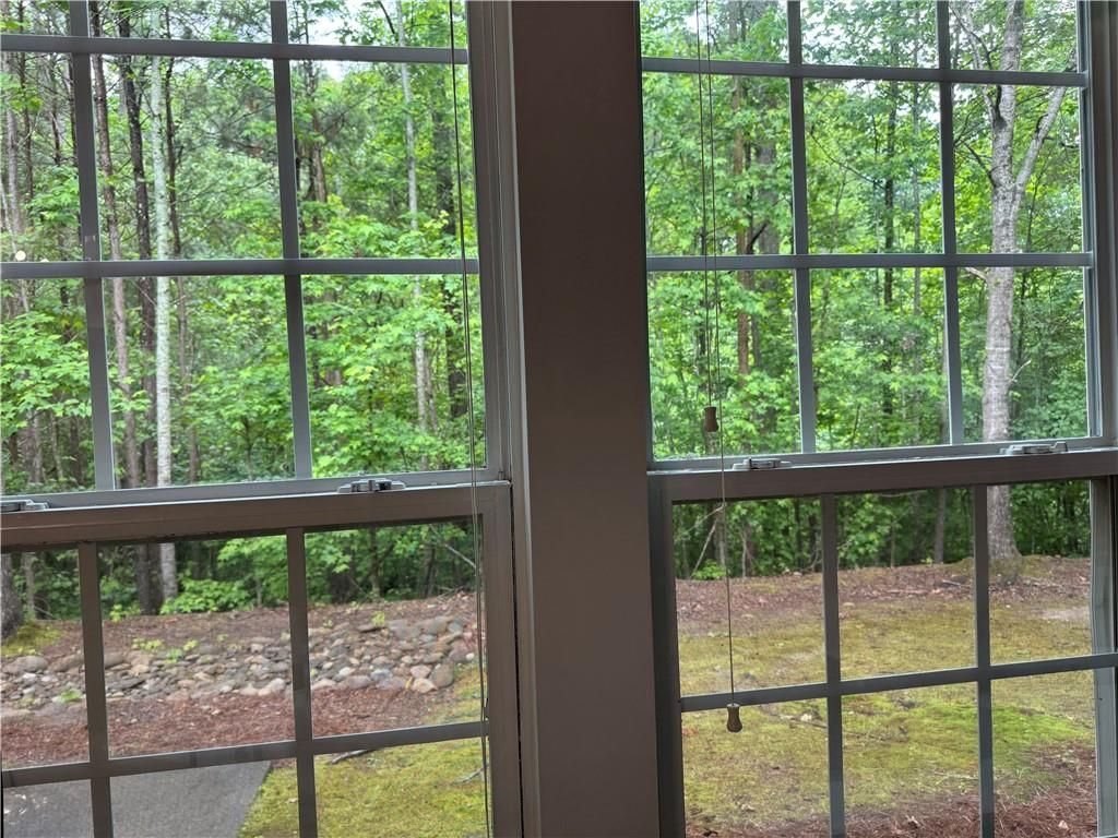 Image 4 of property listing at 2107 Hailston Drive, Duluth, GA 30097