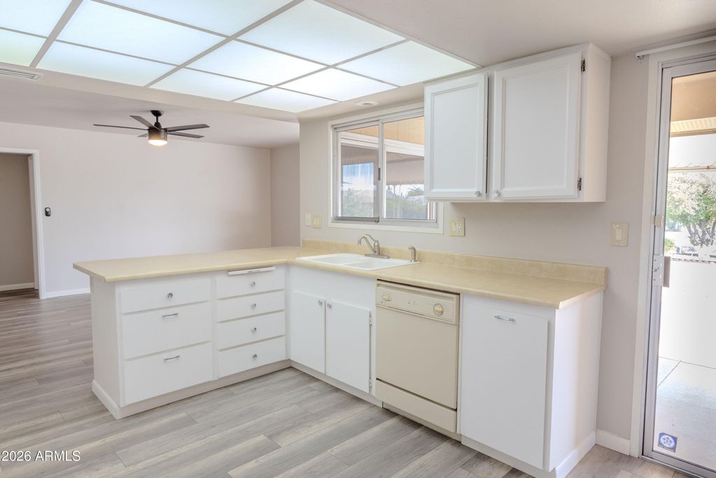 12250 N BALBOA Drive, Sun City, AZ 85351 — photo 5