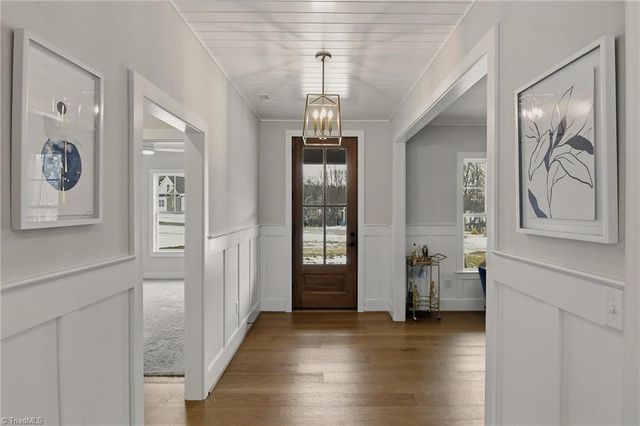 162 Meeting House Lane, Advance, NC 27006