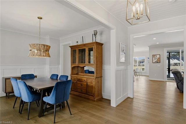 162 Meeting House Lane, Advance, NC 27006