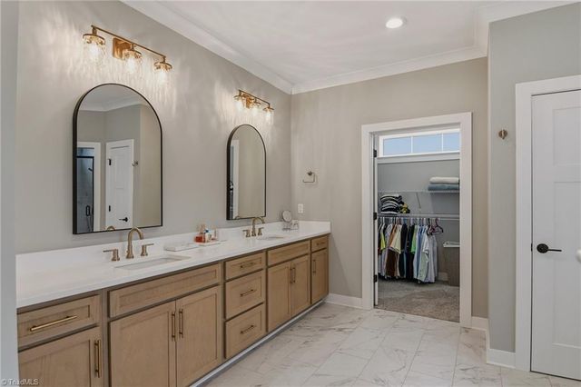 162 Meeting House Lane, Advance, NC 27006