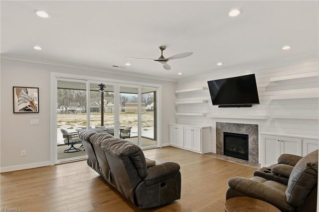 162 Meeting House Lane, Advance, NC 27006