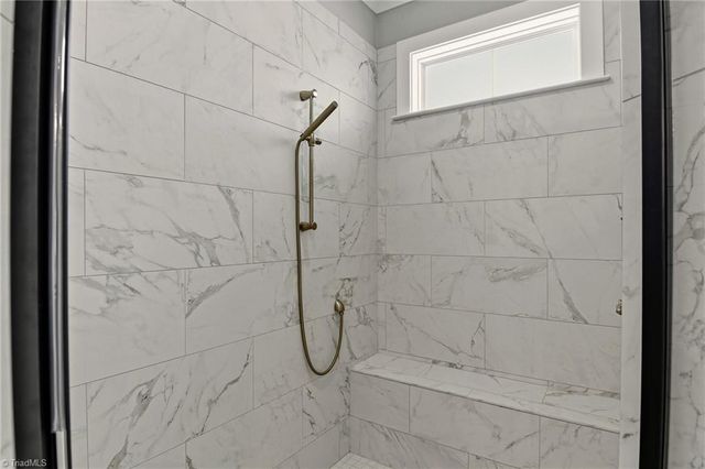 162 Meeting House Lane, Advance, NC 27006