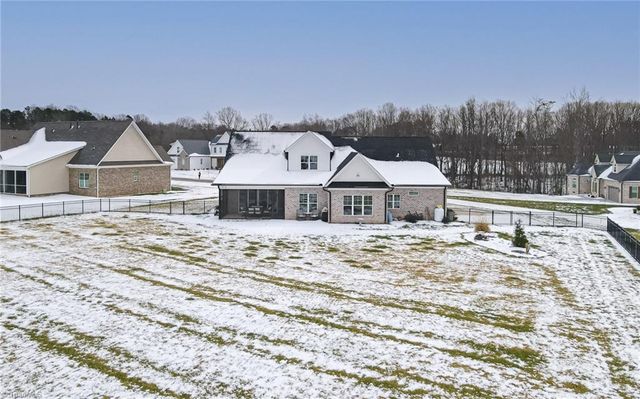 162 Meeting House Lane, Advance, NC 27006