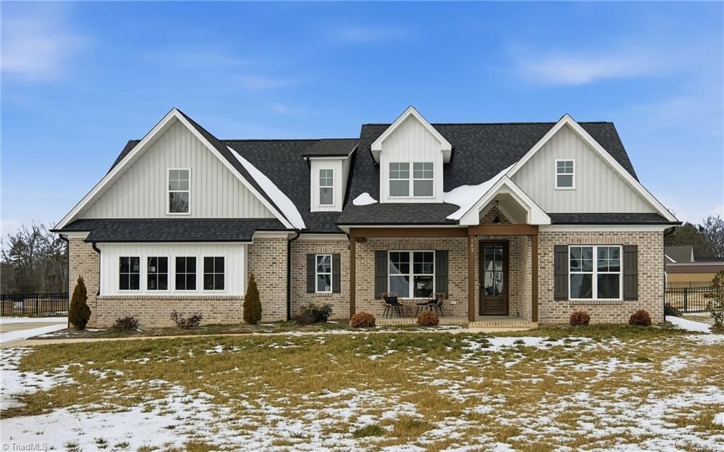 162 Meeting House Lane, Advance, NC 27006