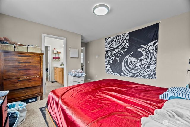 5823 Pennsylvania Street SE, Lacey, WA 98513