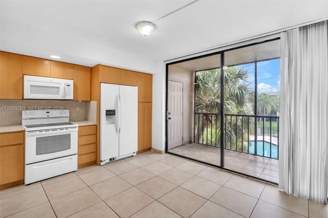 8540 SW 133rd Ave Rd 312, Miami, FL 33183