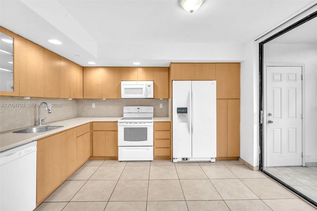 8540 SW 133rd Ave Rd 312, Miami, FL 33183