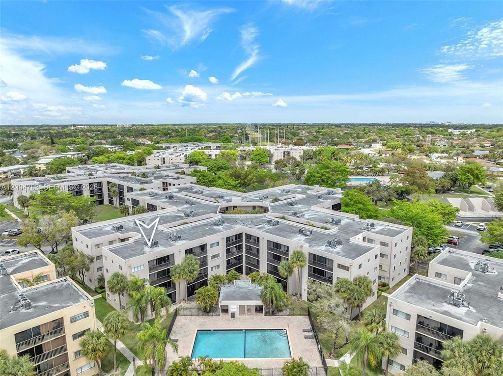 8540 SW 133rd Ave Rd 312, Miami, FL 33183