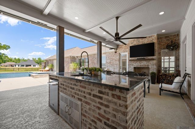 36354 Talonstone Dr, Geismar, LA 70734