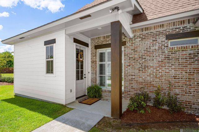 36354 Talonstone Dr, Geismar, LA 70734