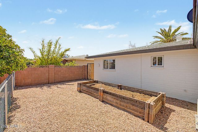 6656 E Decatur Street, Mesa, AZ 85205