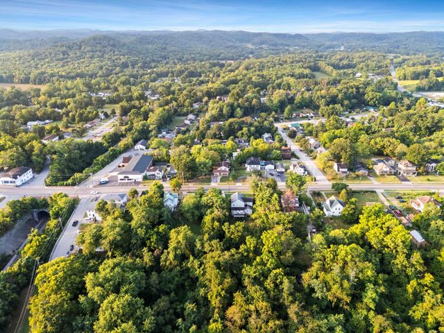 601 Chestnut Street, Berea, KY 40403