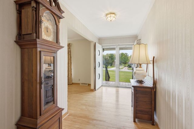 208 Lake Terrace Dr, Hendersonville, TN 37075