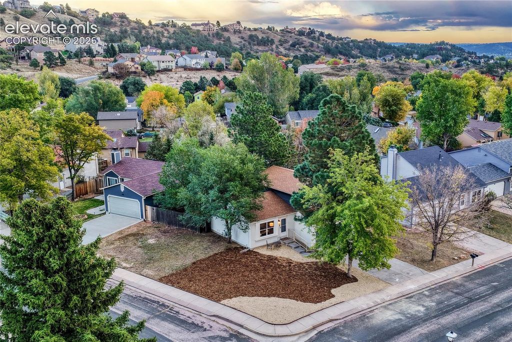 7055 White Buffalo Road, Colorado Springs, CO 80919 — exterior