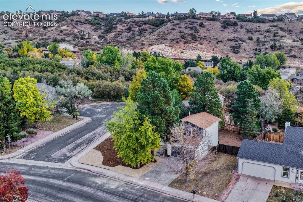7055 White Buffalo Road, Colorado Springs, CO 80919 — photo 2