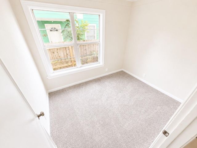 1143 Zoe Street, Houston, TX 77020
