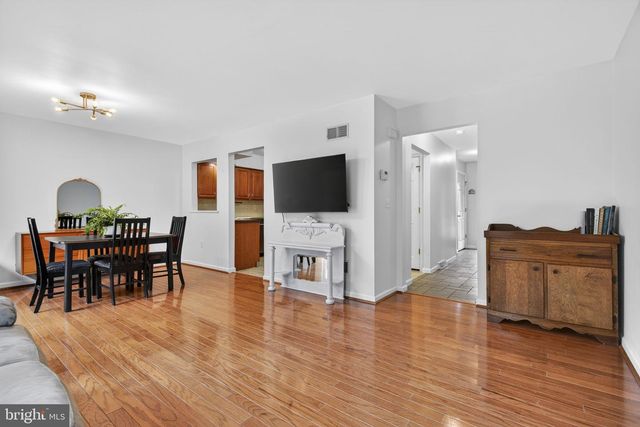 4072 LAUREL LN, Mount Joy, PA 17552
