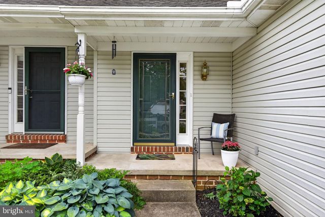 4072 LAUREL LN, Mount Joy, PA 17552