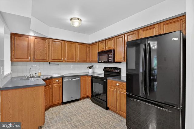 4072 LAUREL LN, Mount Joy, PA 17552