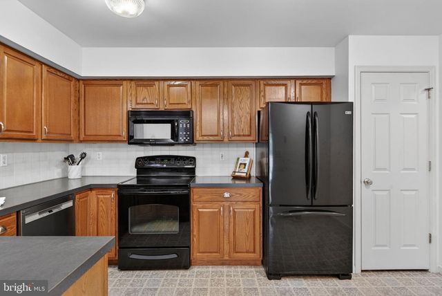 4072 LAUREL LN, Mount Joy, PA 17552