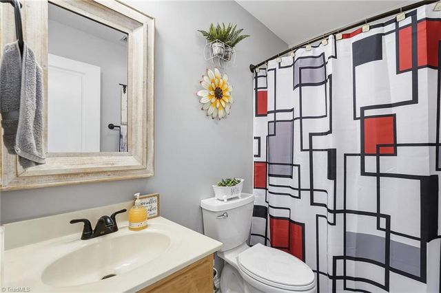 804 Montgomery Court, Walnut Cove, NC 27052