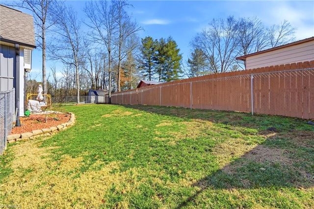 804 Montgomery Court, Walnut Cove, NC 27052