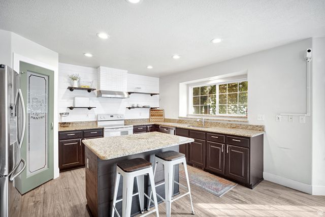 2532 N 1175 E, Layton, UT 84040