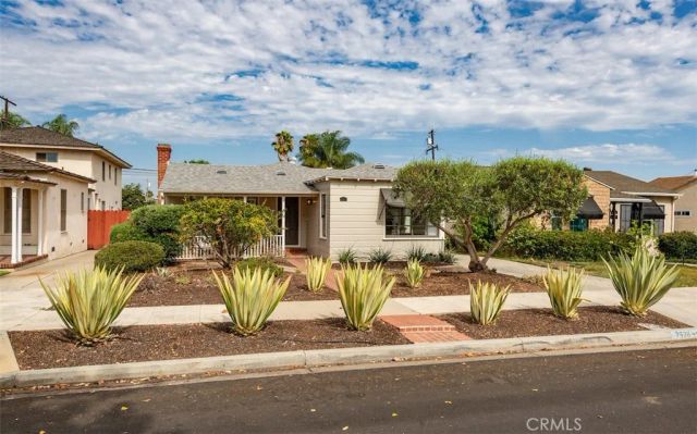3626 Gaviota Avenue, Long Beach, CA 90807