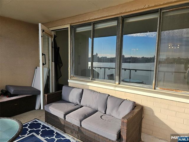 1203 River Road 11G, Edgewater, NJ 07020