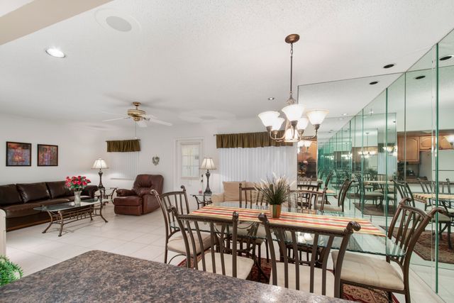 417 Pine Glen Lane D-2, Greenacres, FL 33463