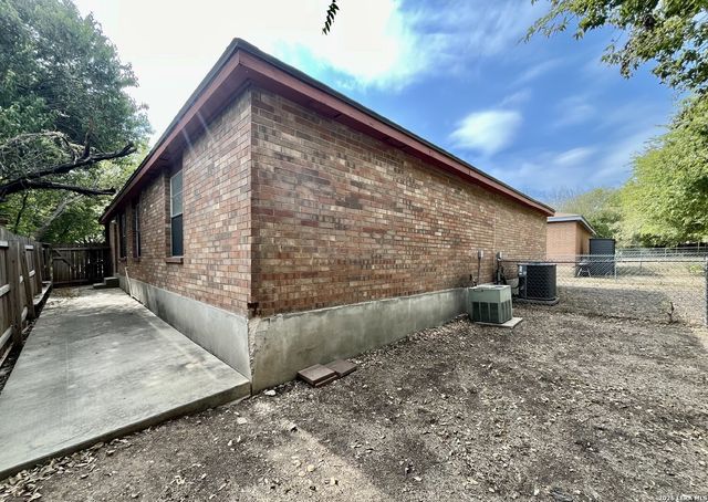 12234 Maverick Bluff, San Antonio, TX 78247