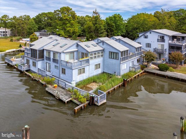 4 SNUG HARBOR CT #7, Rehoboth Beach, DE 19971