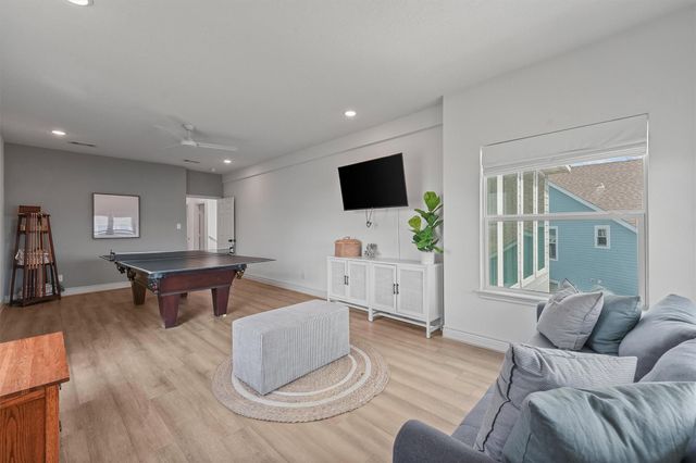 4126 Courageous Lane, Galveston, TX 77554