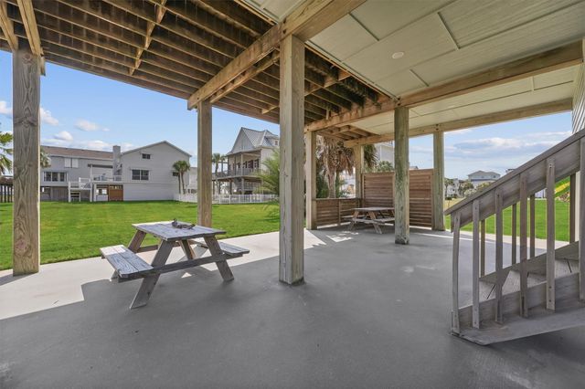 4126 Courageous Lane, Galveston, TX 77554