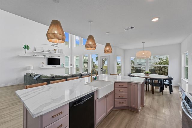 4126 Courageous Lane, Galveston, TX 77554