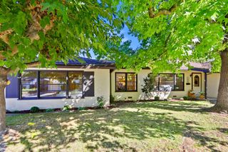 2405 Our Lane, Mountain View, CA 94040