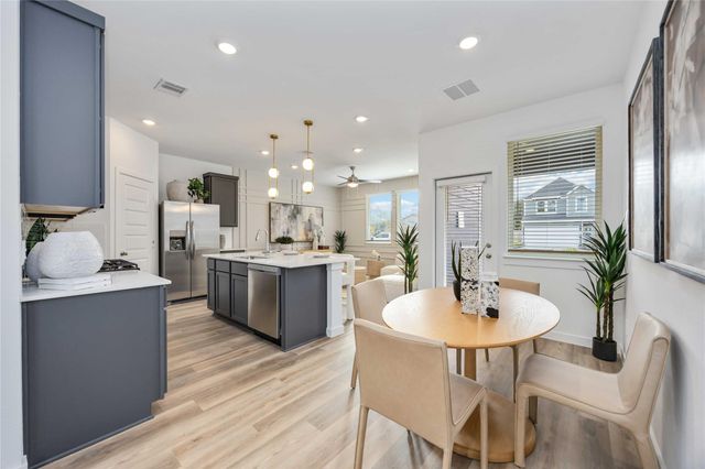 955 Mansfield Street, Houston, TX 77091