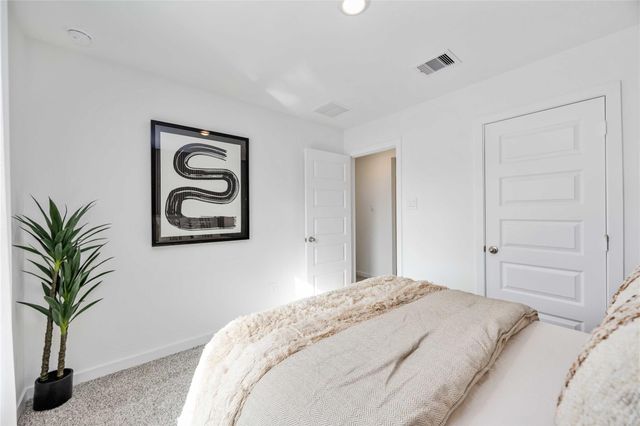 955 Mansfield Street, Houston, TX 77091