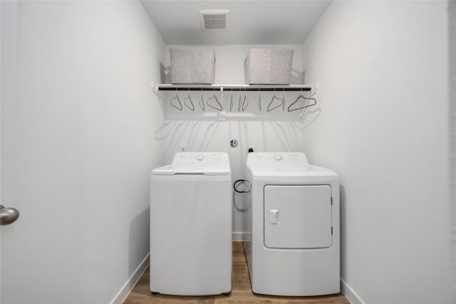 955 Mansfield Street, Houston, TX 77091