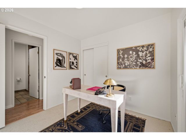 8485 Sw GODWIN Ct, Portland, OR 97223