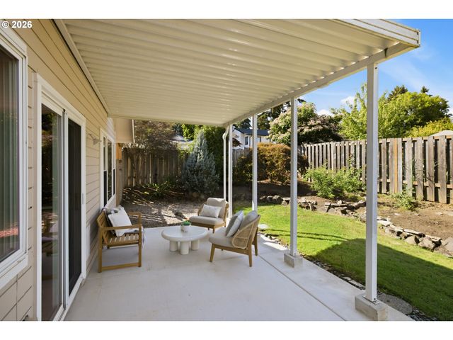 8485 Sw GODWIN Ct, Portland, OR 97223
