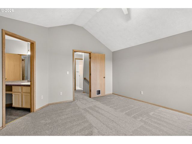 50 Sw WILLOWBROOK Pl, Gresham, OR 97080