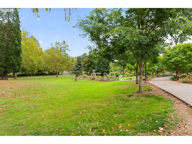 50 Sw WILLOWBROOK Pl, Gresham, OR 97080