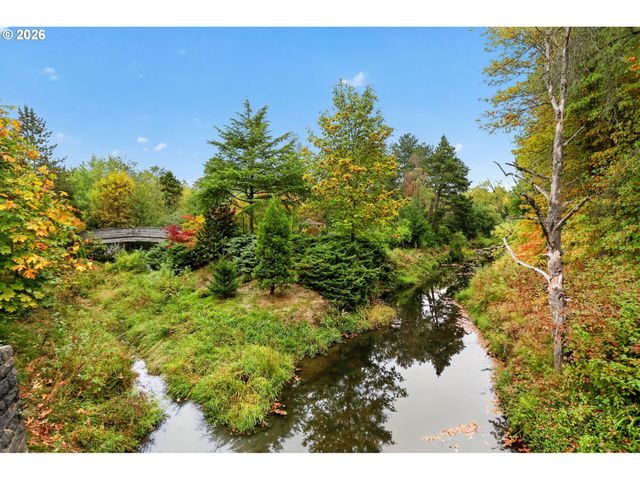 50 Sw WILLOWBROOK Pl, Gresham, OR 97080