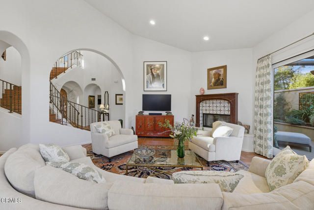 203 S Montgomery Street, Ojai, CA 93023